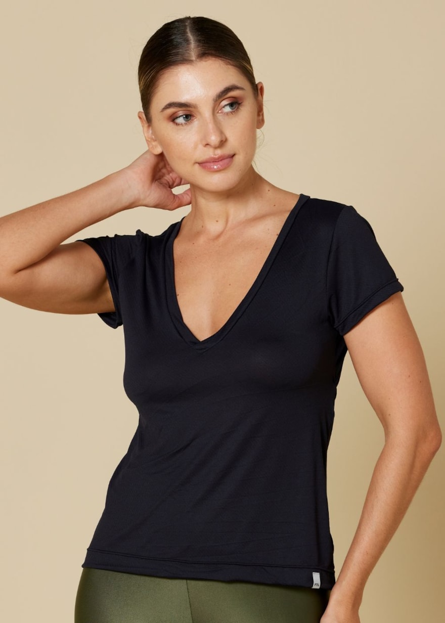 BABY LOOK CORAZON PRETO