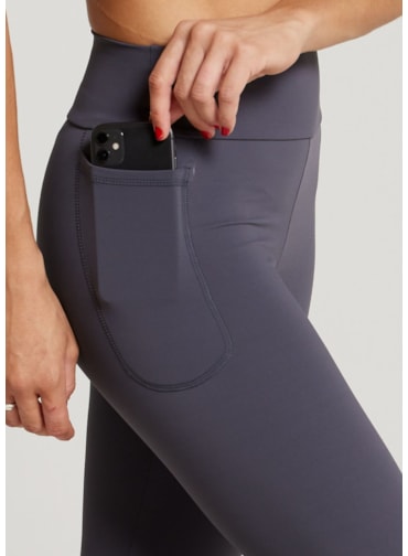 BERMUDA CICLISTA LISA COM BOLSO NG CINZA