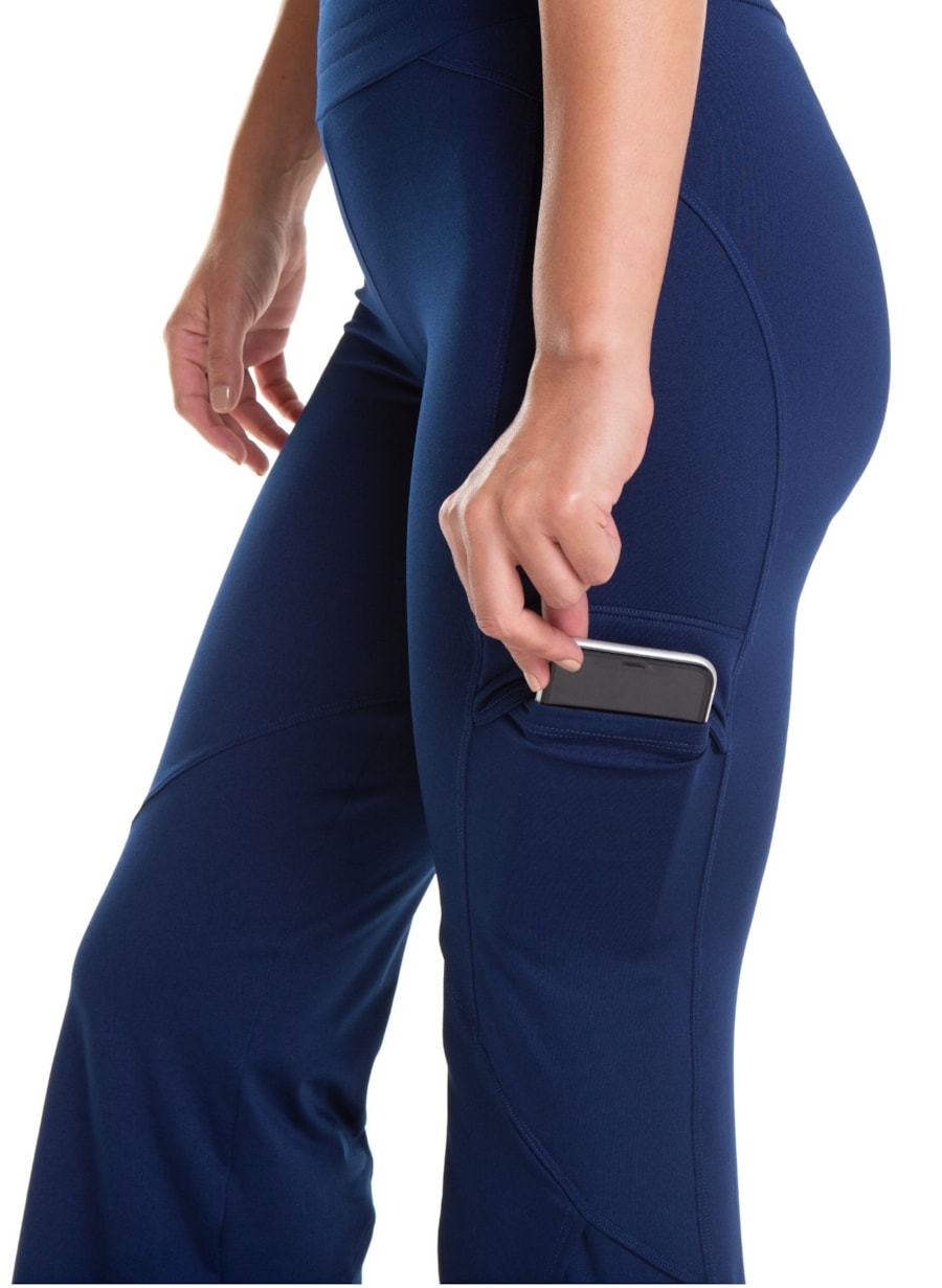 CALÇA COM BOLSO UNE MARINHO