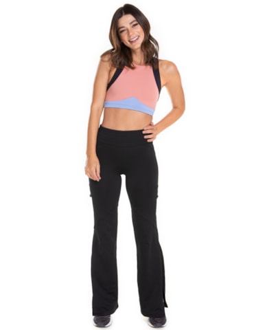 CALÇA COM BOLSO UNE PRETO CALÇA COM BOLSO UNE PRETO