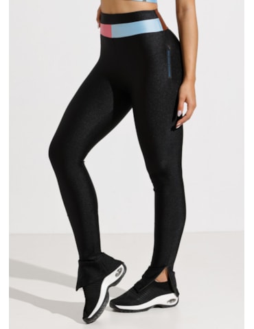 CALÇA HIGHT PRETA COM ZÍPER NA BARRA CALÇA HIGHT PRETA COM ZÍPER NA BARRA