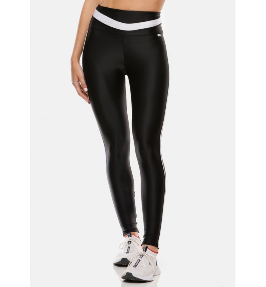 CALÇA LEGGING 7/8 CURVES PRETA CALÇA LEGGING 7/8 CURVES PRETA