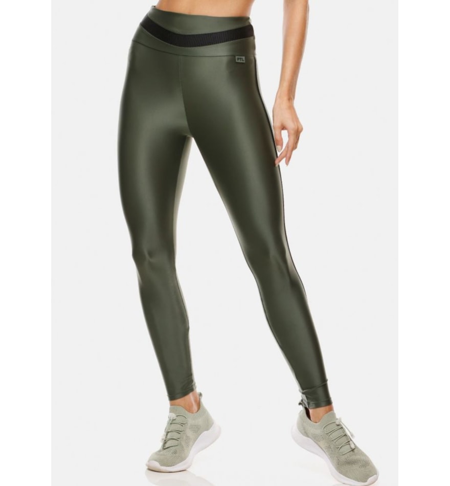 CALÇA LEGGING 7/8 CURVES VERDE MILITAR CALÇA LEGGING 7/8 CURVES VERDE MILITAR