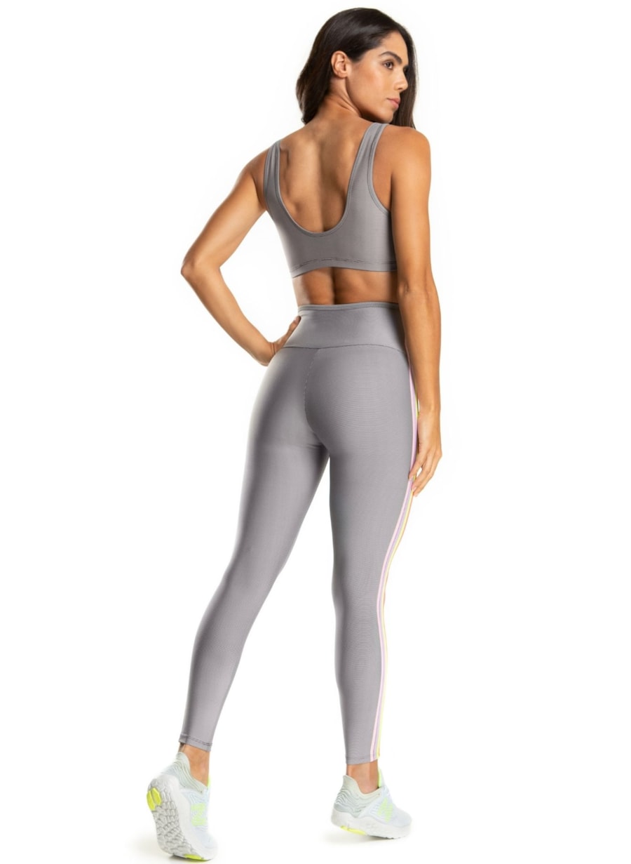 CALÇA LEGGING 7/8 NOSTALGIA PRETO