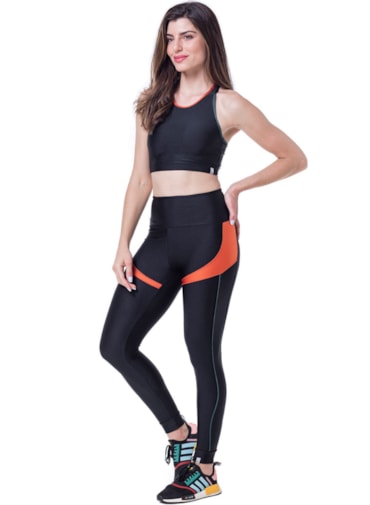 CALÇA LEGGING 7/8 POOL PRETA