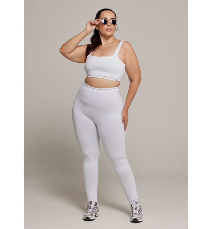 CALÇA LEGGING BLACKOUT COM BOLSO BRANCO CALÇA LEGGING BLACKOUT COM BOLSO BRANCO