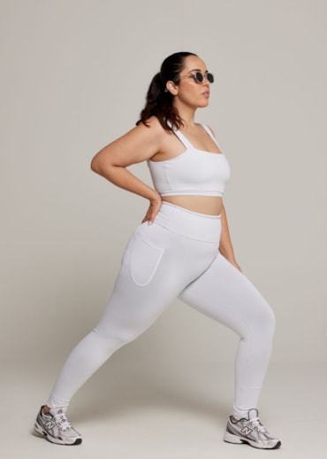 CALÇA LEGGING BLACKOUT COM BOLSO BRANCO