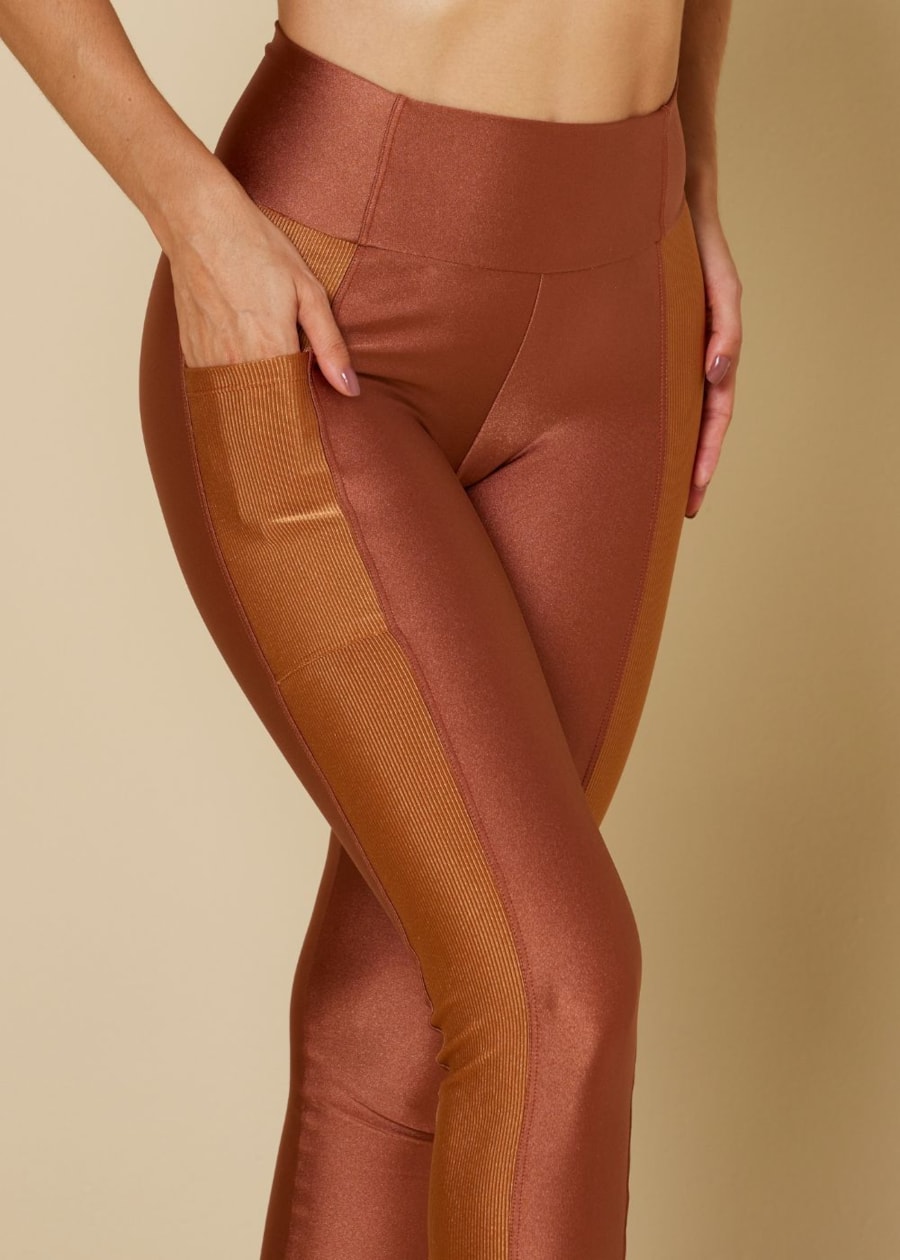 CALÇA LEGGING BOLSO LATERAL PERFECTO BRONZE