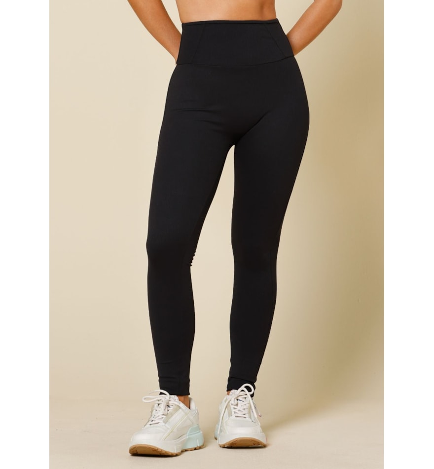 CALÇA LEGGING CANELADA MARÉ PRETO CALÇA LEGGING CANELADA MARÉ PRETO