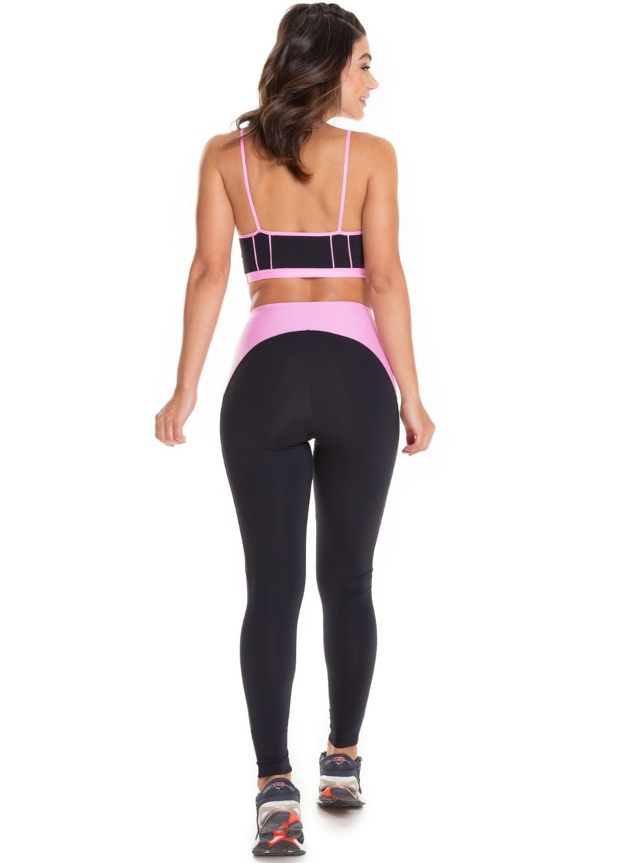 CALÇA LEGGING COM BOLSO ID. PRETO