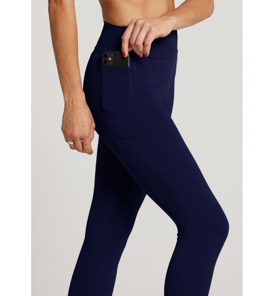 CALÇA LEGGING COM BOLSO NG AZUL MARINHO CALÇA LEGGING COM BOLSO NG AZUL MARINHO