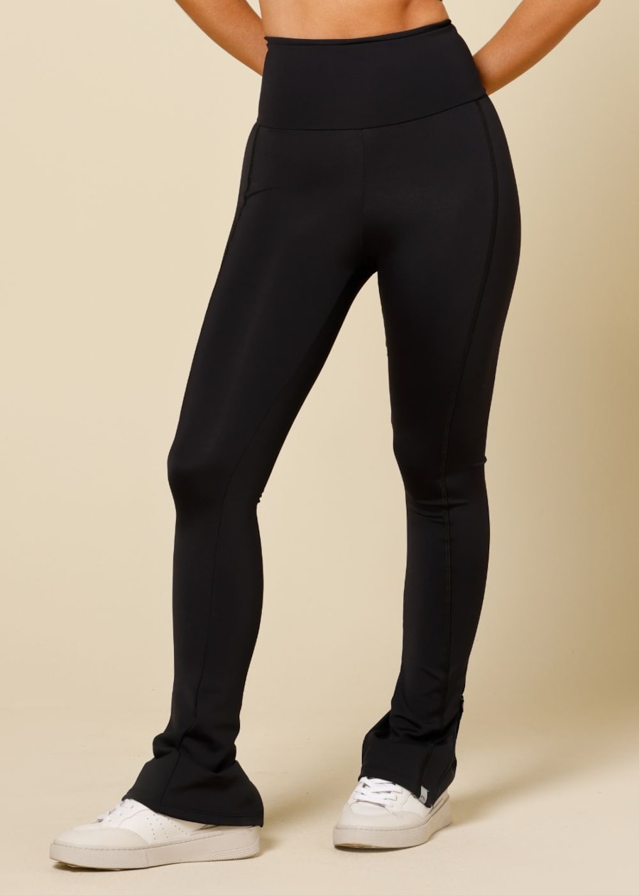CALÇA LEGGING COM ZIPER LEBLON PRETO