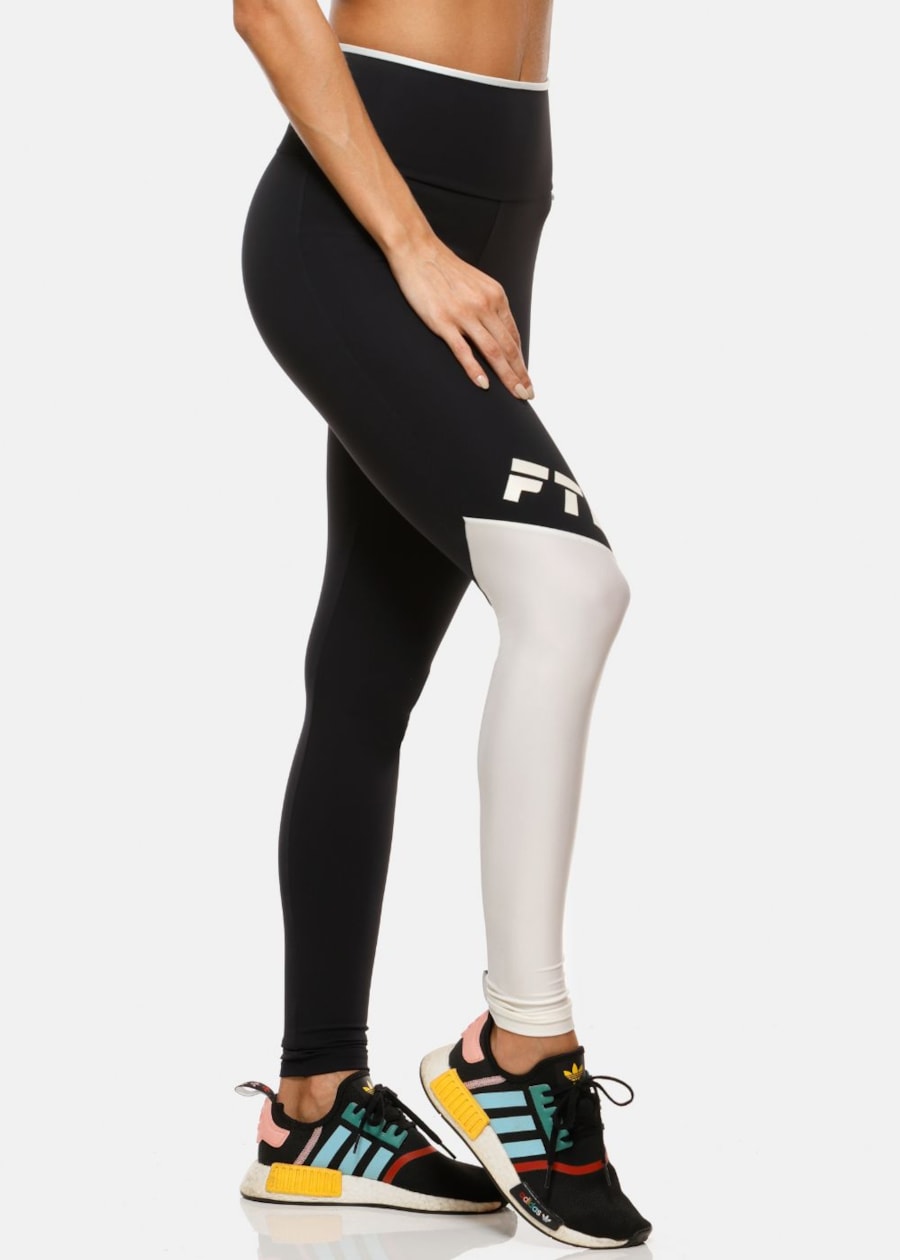 CALÇA LEGGING TREND PRETA