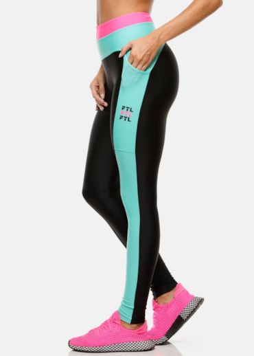 CALÇA LEGGING VERSE PRETA