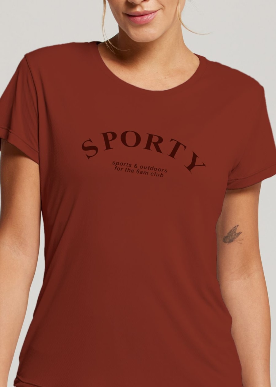 CAMISETA BABY LOOK DE POLIAMIDA AIR 6.AM CLUB MARROM