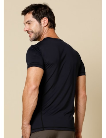 CAMISETA MASCULINA SUERTE PRETO