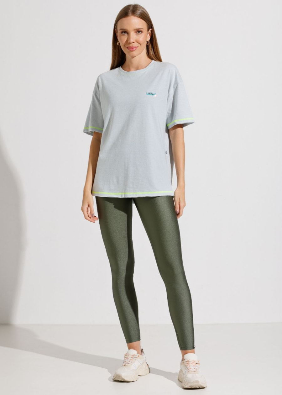 CAMISETA OVERSIZED SUMMER AZUL CLARO