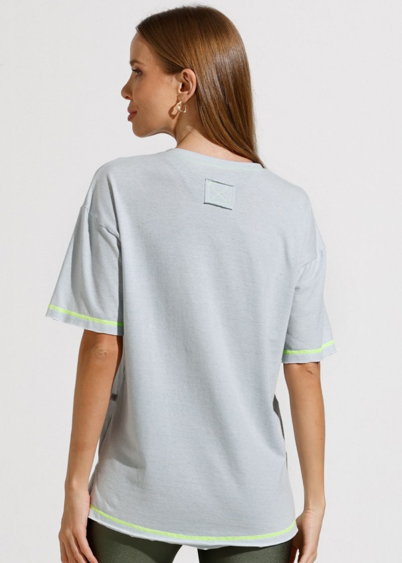 CAMISETA OVERSIZED SUMMER AZUL CLARO