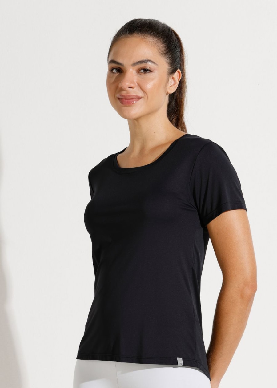 CAMISETA POLIAMIDA SKIN PRETA