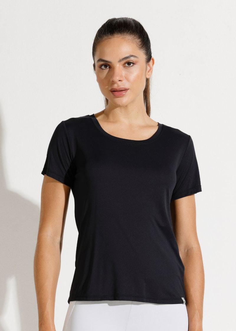 CAMISETA POLIAMIDA SKIN PRETA