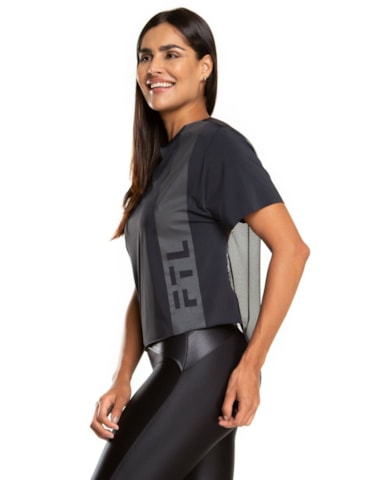 CAMISETA VIBRANTE PRETO CAMISETA VIBRANTE PRETO