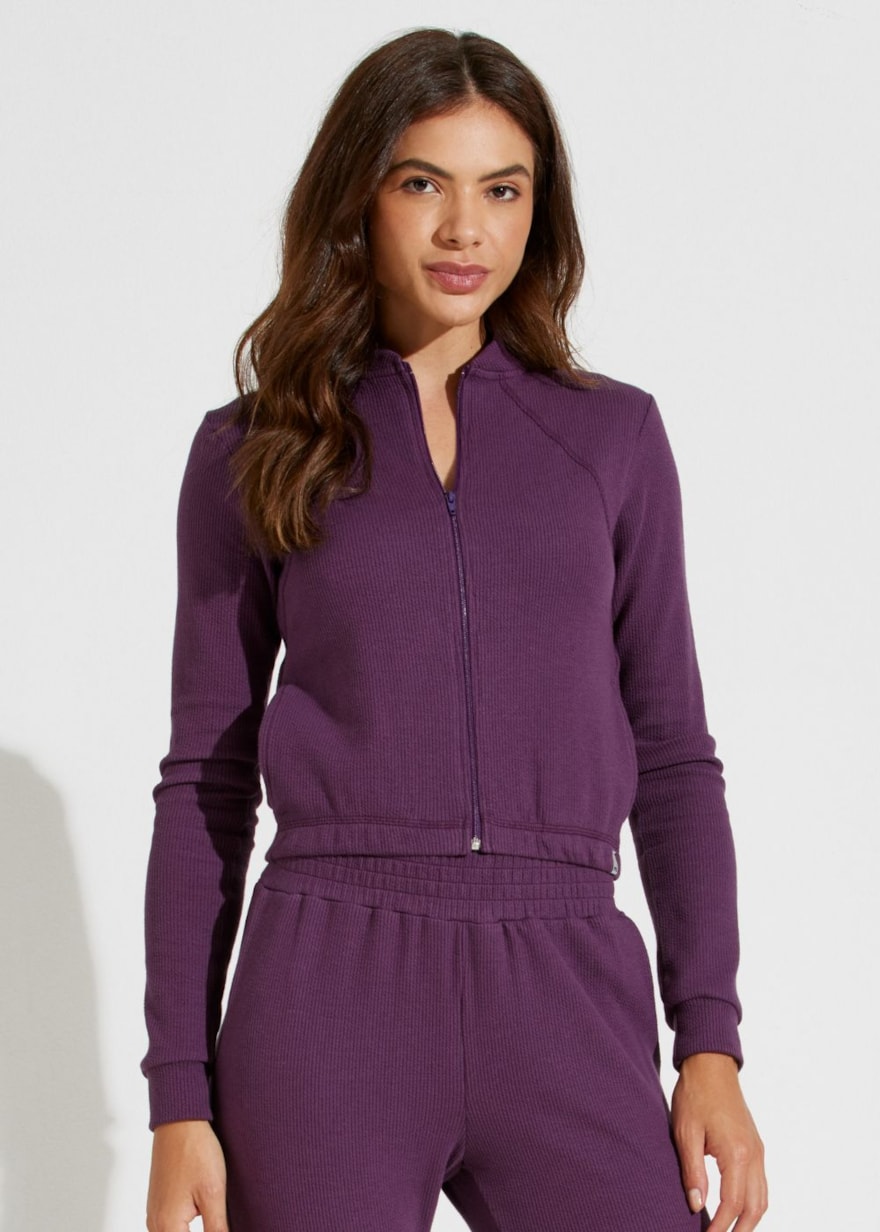 CASACO ESPORTIVO MONTMARTRE COM BOLSOS ROXO CASACO ESPORTIVO MONTMARTRE COM BOLSOS ROXO