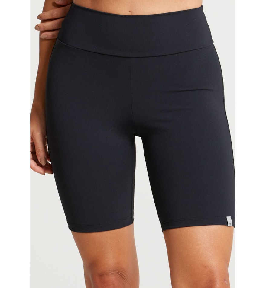 CICLISTA LISA NG PRETO