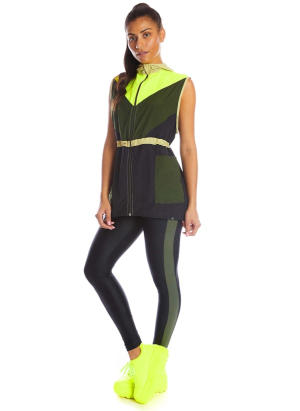 COLETE ESTELAR PRETO / VERDE MUSGO