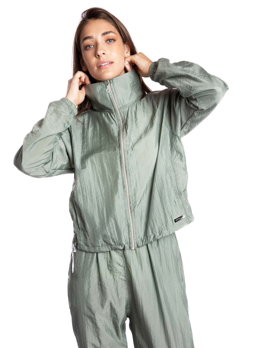 JAQUETA TUMBLR VERDE JAQUETA TUMBLR VERDE