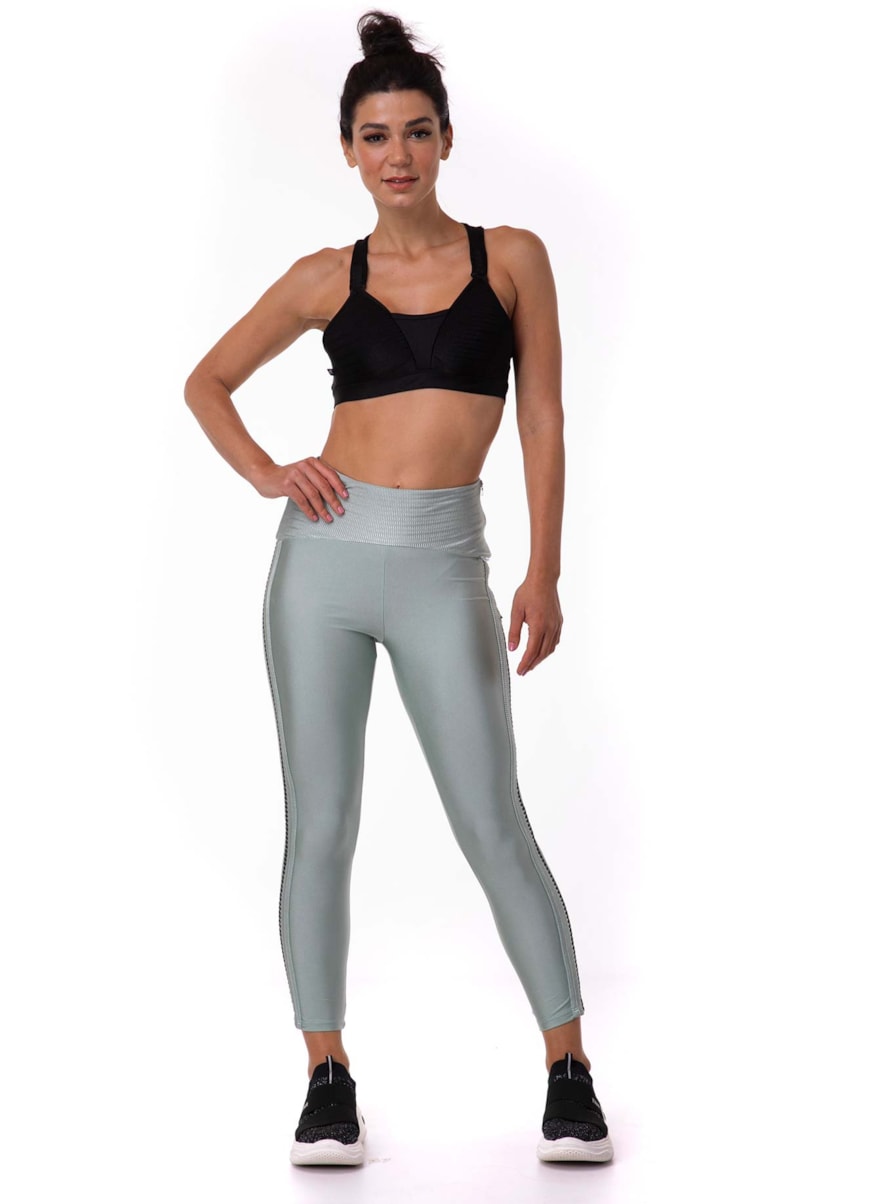 LEGGING 7/8 GYM VERDE OLIVA CLARO LEGGING 7/8 GYM VERDE OLIVA CLARO