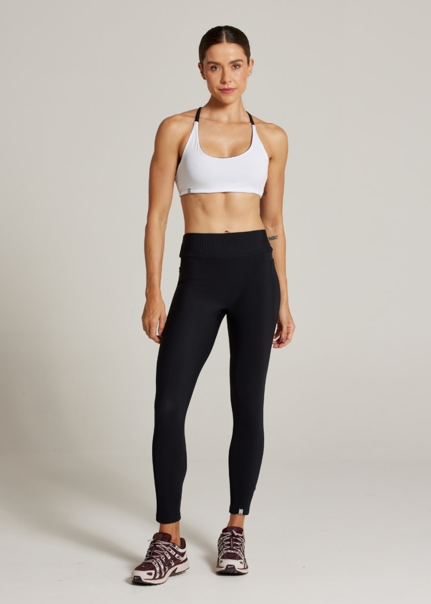 LEGGING CANELADA COM BOLSO LIVING TX - PRETO LEGGING CANELADA COM BOLSO LIVING TX - PRETO