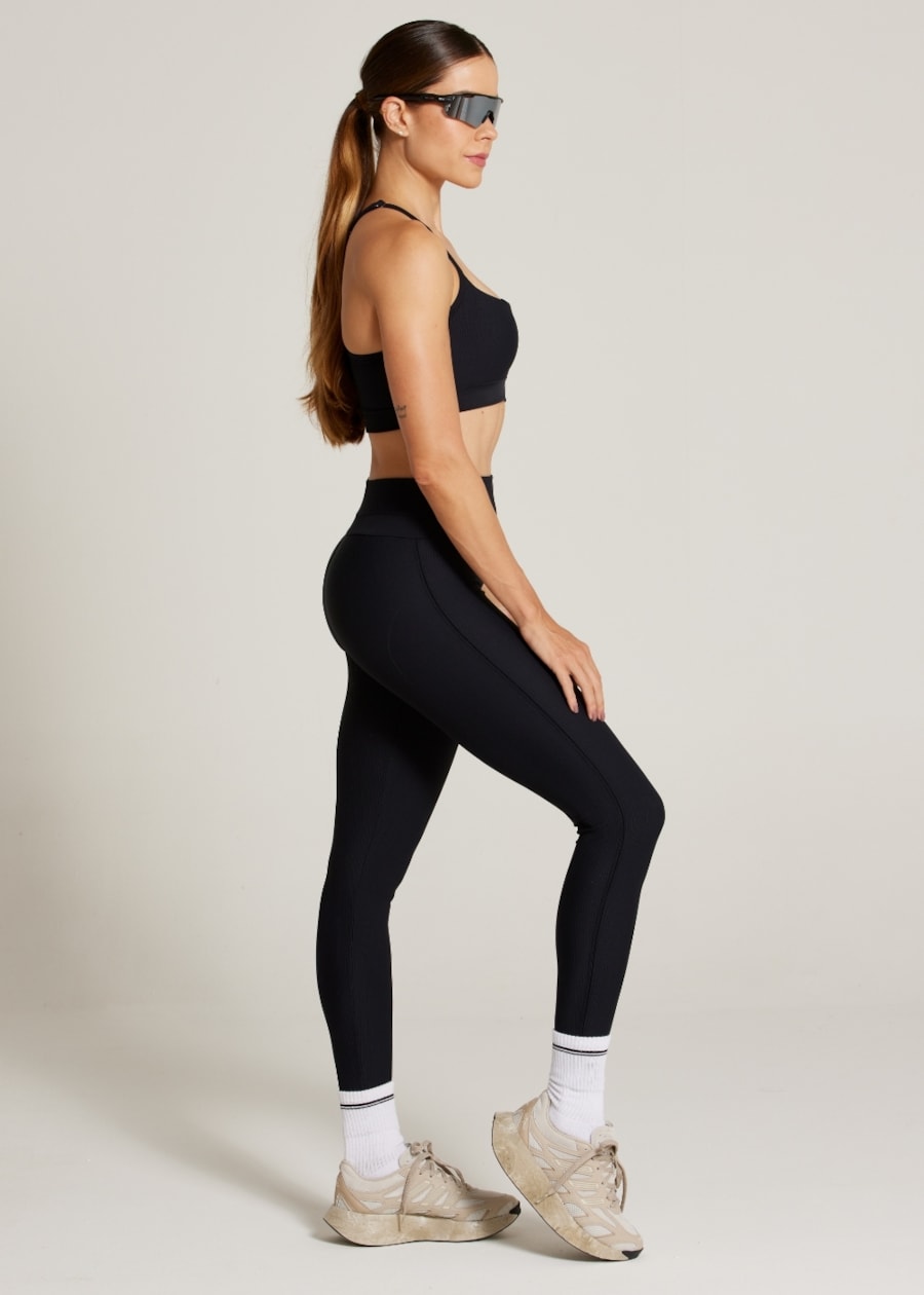 LEGGING CANELADA ESSENCE TX - PRETO