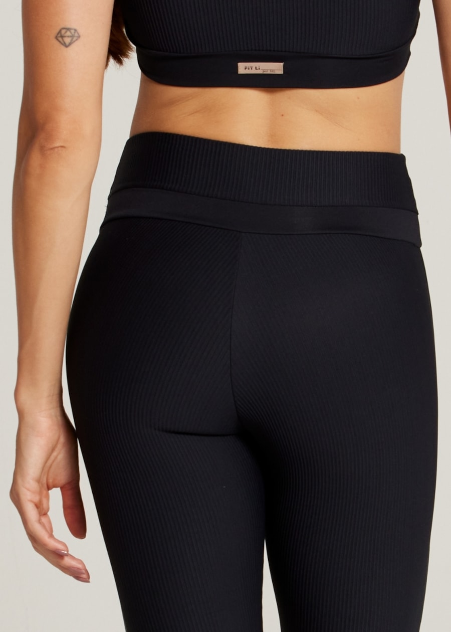 LEGGING CANELADA ESSENCE TX - PRETO