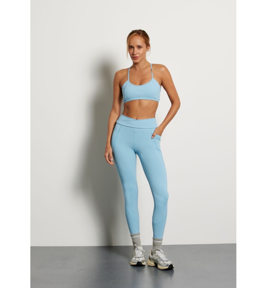 LEGGING COM BOLSO GROW NG AZUL CÉU LEGGING COM BOLSO GROW NG AZUL CÉU