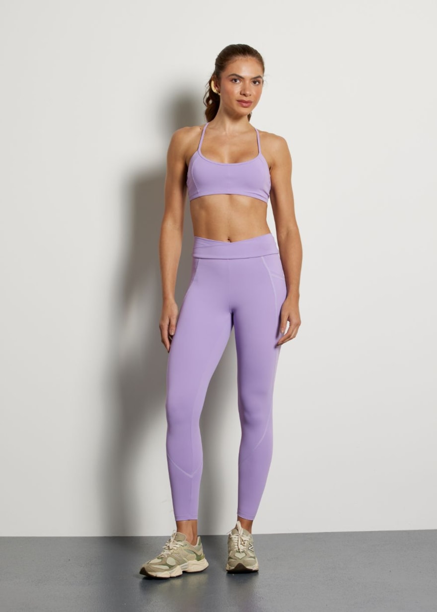 LEGGING COM BOLSO GROW NG LILAS LEGGING COM BOLSO GROW NG LILAS