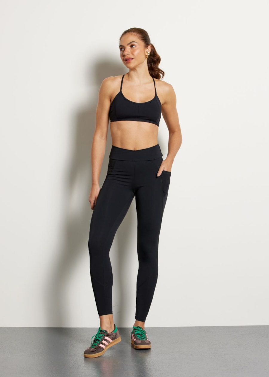 LEGGING COM BOLSO GROW NG PRETO