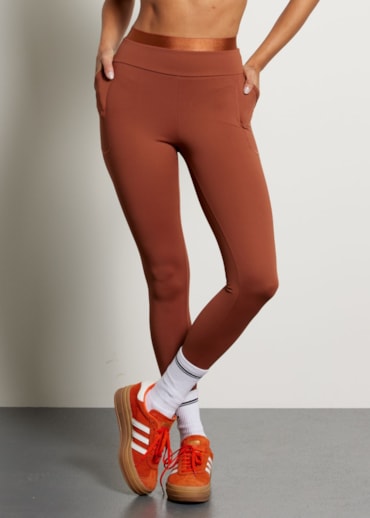 LEGGING COM BOLSO MOTION AR MARROM