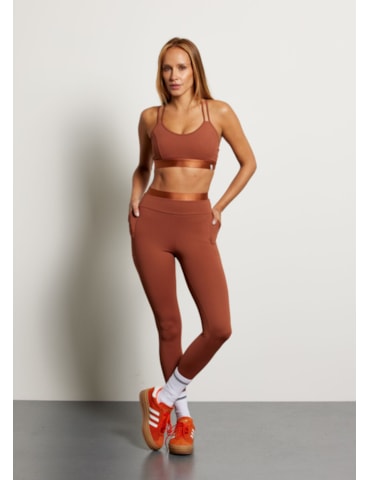 LEGGING COM BOLSO MOTION AR MARROM