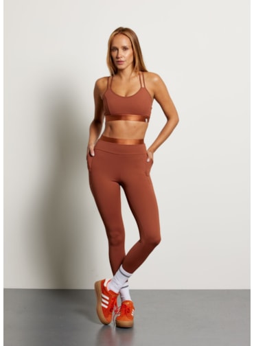 LEGGING COM BOLSO MOTION AR MARROM LEGGING COM BOLSO MOTION AR MARROM
