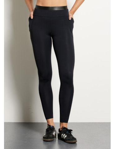 LEGGING COM BOLSO MOTION AR PRETO