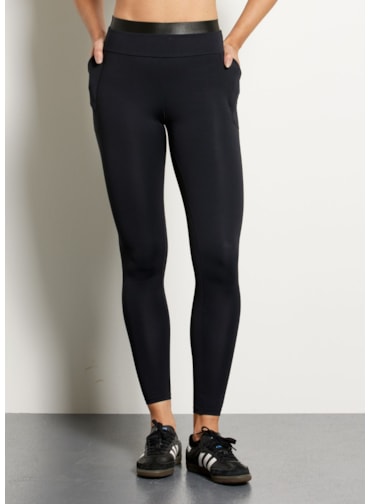 LEGGING COM BOLSO MOTION AR PRETO LEGGING COM BOLSO MOTION AR PRETO