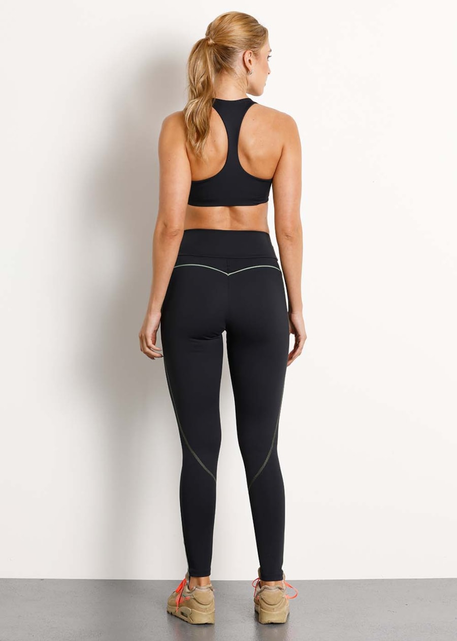 LEGGING COM RECORTE GO AR PRETO