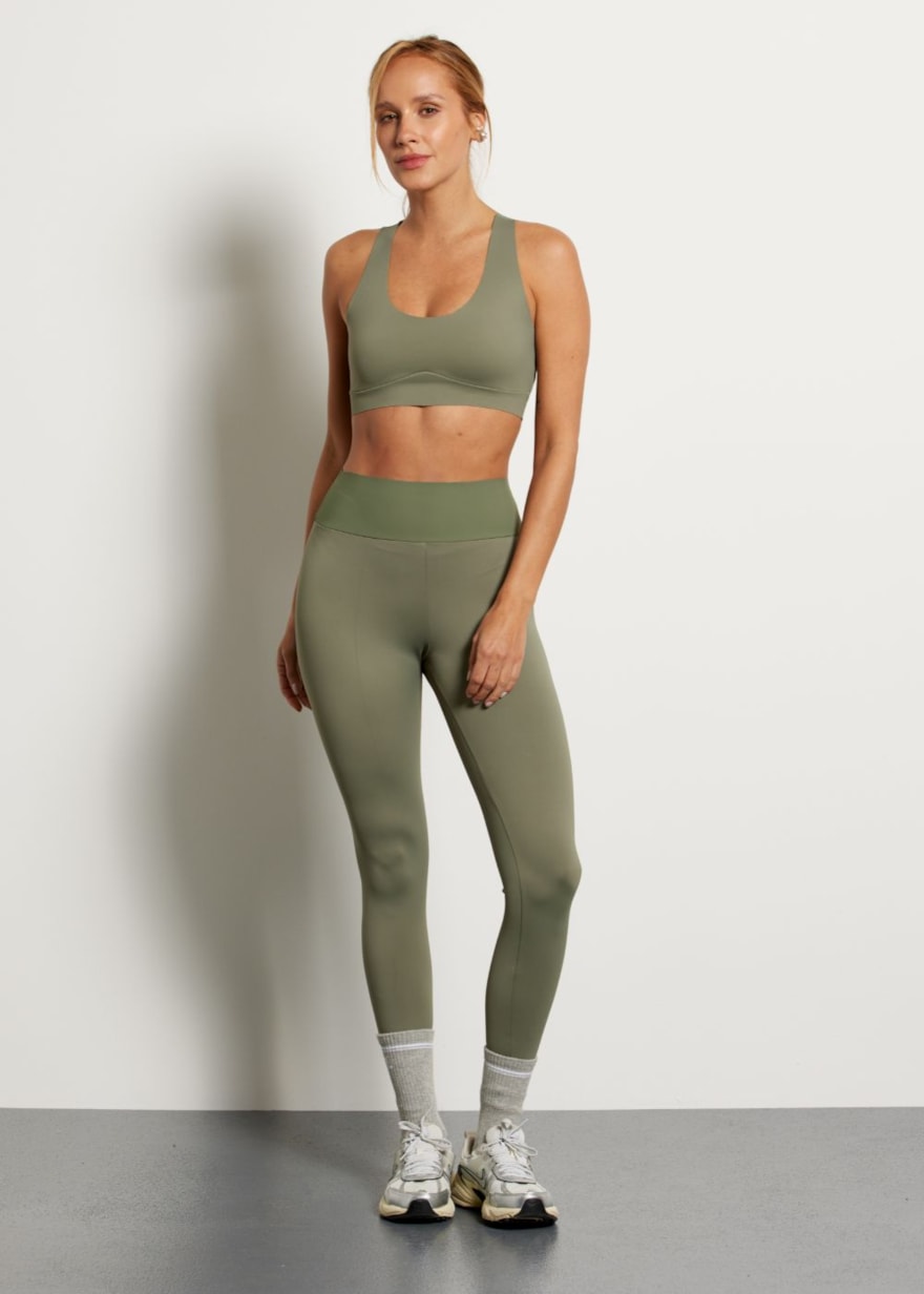 LEGGING CÓS ALTO SUPREME VERDE MILITAR LEGGING CÓS ALTO SUPREME VERDE MILITAR