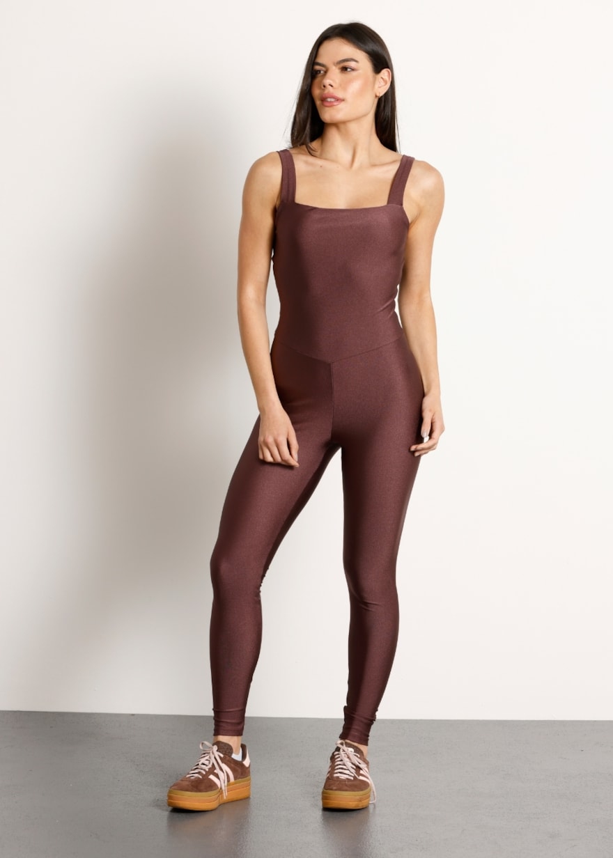 MACACÃO ALÇAS LARGAS PACE TRL MARROM MACACÃO ALÇAS LARGAS PACE TRL MARROM