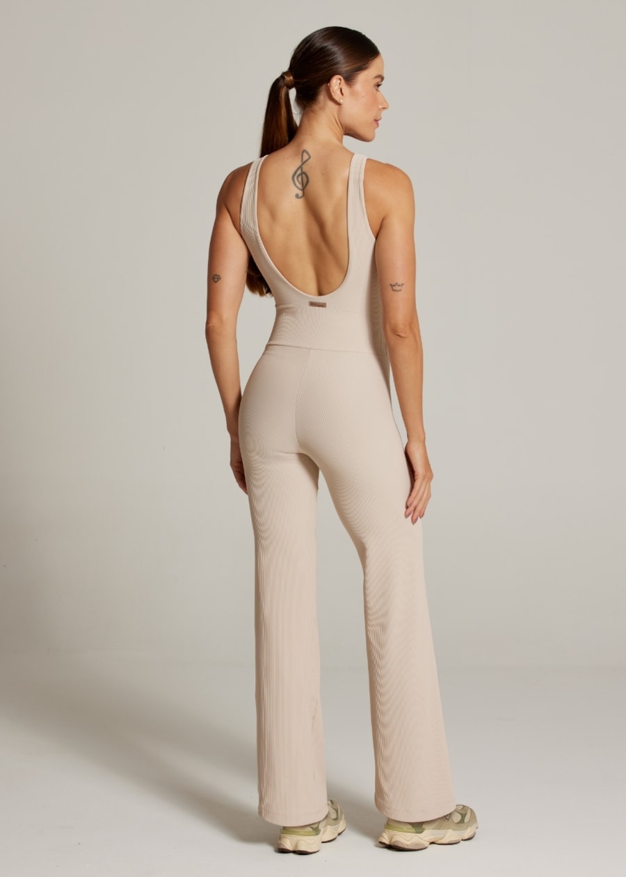 MACACÃO CANELADO ESSENCE TX - AREIA