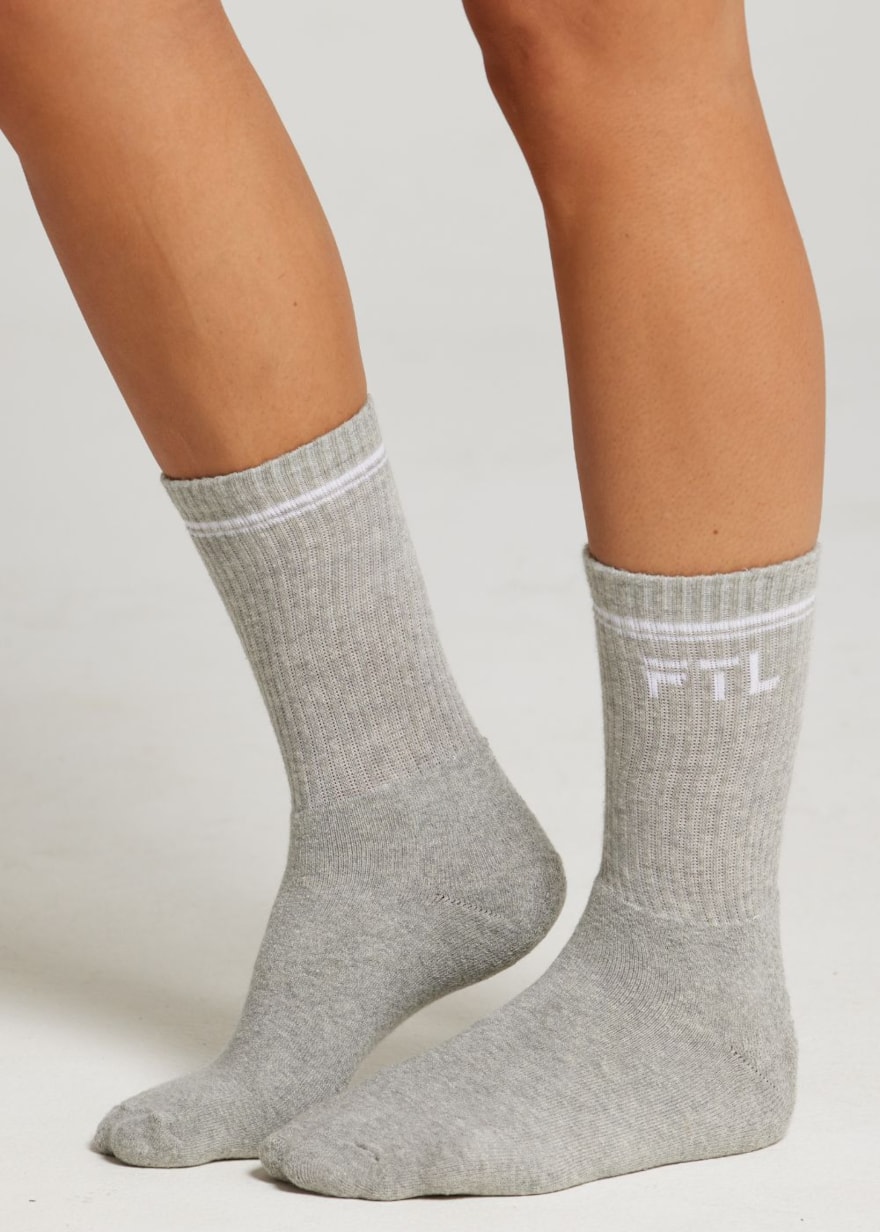 MEIA CANO MÉDIO STRIPES CINZA MESCLA MEIA CANO MÉDIO STRIPES CINZA MESCLA