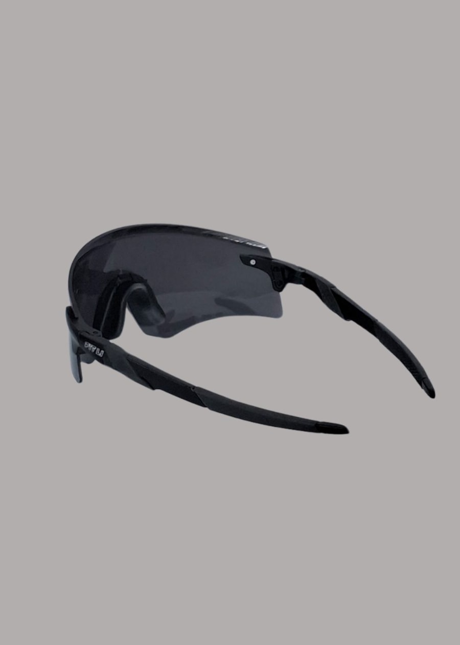 ÓCULOS DE SOL STRIKER PRETO