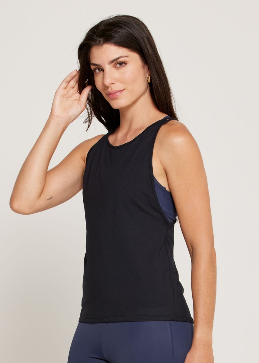 REGATA ADAPT PRETO REGATA ADAPT PRETO