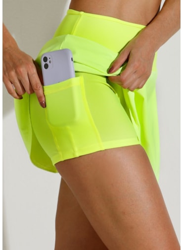 SAIA SHORT COM BOLSO FIT VERDE LIMÃO SAIA SHORT COM BOLSO FIT VERDE LIMÃO