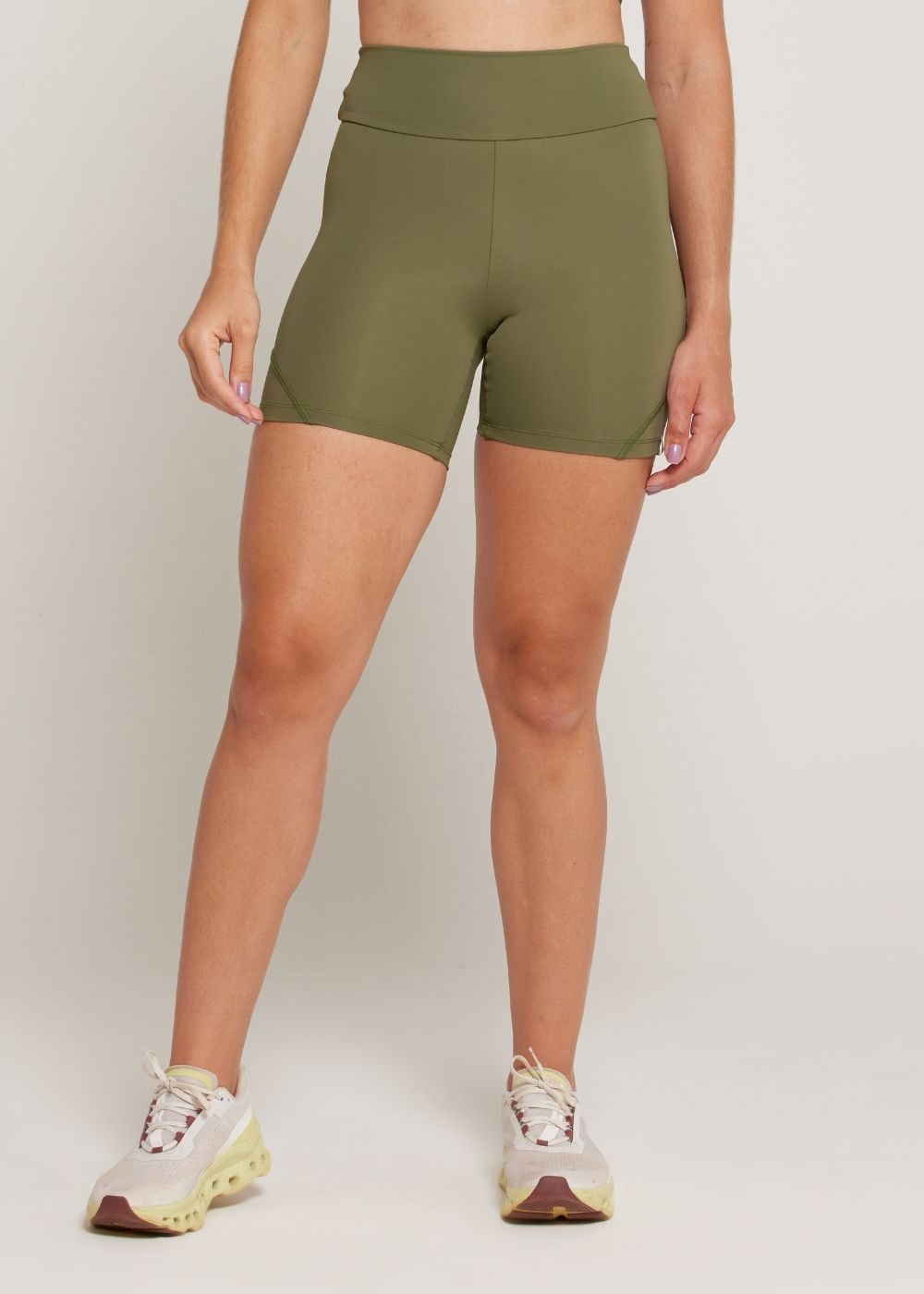 SHORT ADAPT VERDE MILITAR
